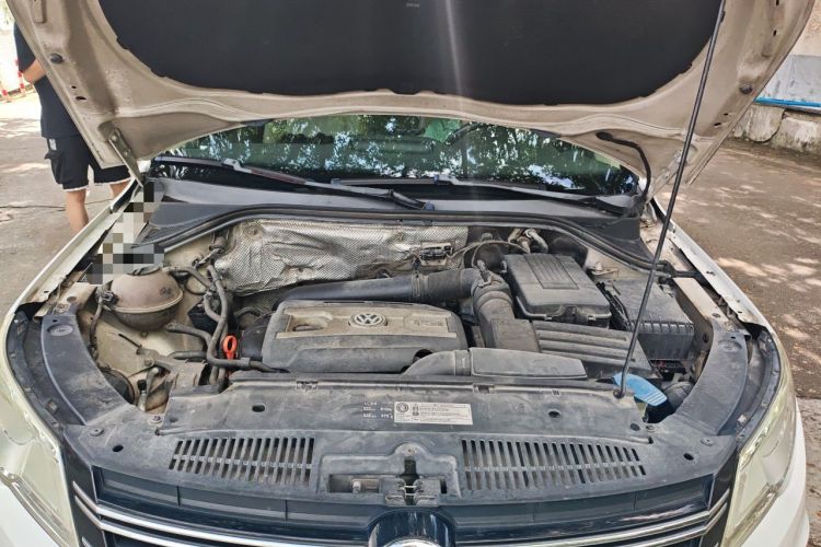 Used Volkswagen Tiguan 2012 1.8TSI Automatic Two-Wheel Drive Elite Edition Engine Bay