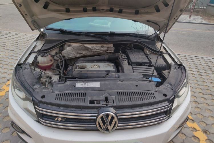 Used Volkswagen Tiguan 2012 2.0 TSI Luxury Edition Engine Bay