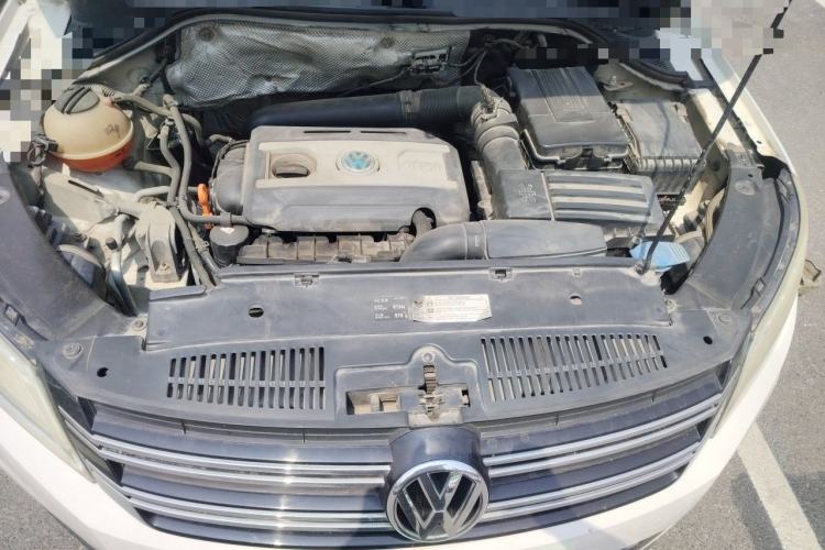 Used Volkswagen Tiguan 2012 1.8TSI Automatic All-Wheel Drive Elite Edition Engine Bay