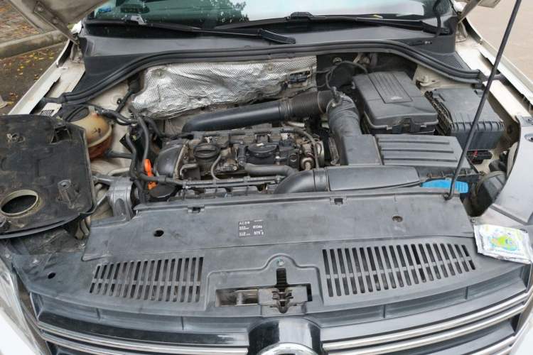 Used Volkswagen Tiguan 2012 1.8TSI Automatic Two-Wheel Drive Elite Edition Engine Bay