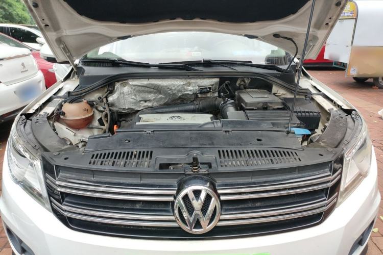 Used Volkswagen Tiguan 2012 1.8TSI Manual Two-Wheel Drive Enjoyment Edition Engine Bay