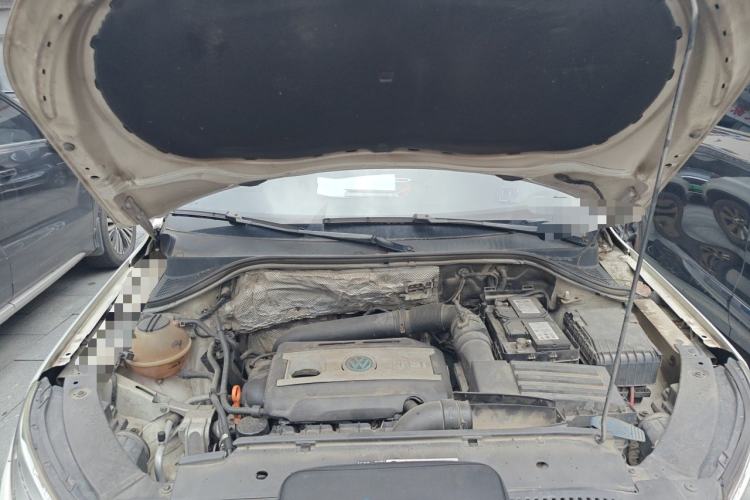Used Volkswagen Tiguan 2012 1.8TSI Automatic All-Wheel Drive Fashion Edition Engine Bay