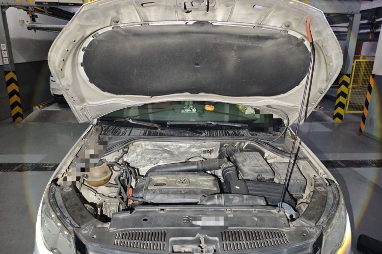 Used Volkswagen Tiguan 2012 1.8TSI Automatic Two-Wheel Drive Urban Edition Engine Bay