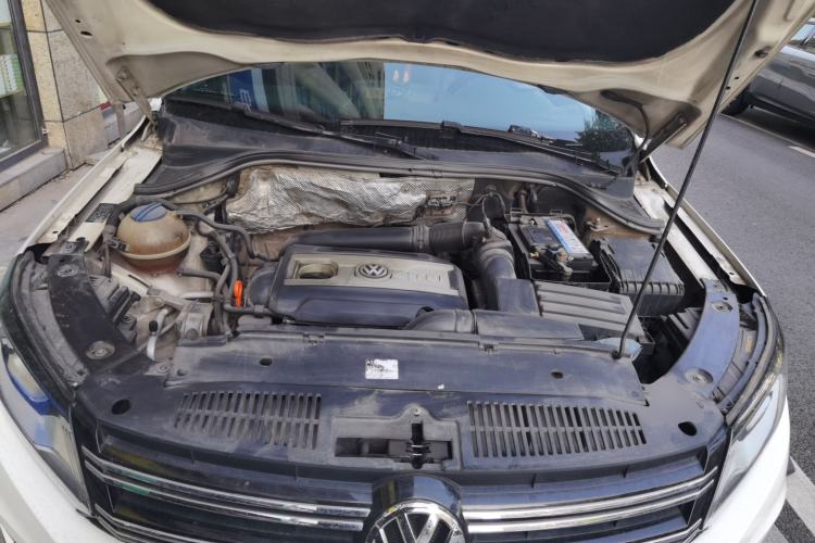 Used Volkswagen Tiguan 2012 1.8TSI Automatic Two-Wheel Drive Elite Edition Engine Bay