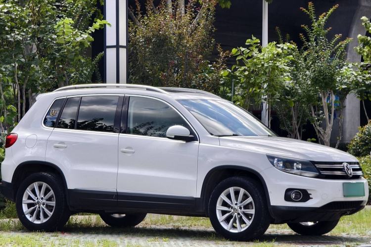 Used Volkswagen Tiguan 2012 2.0 TSI Comfort Edition Exterior 4