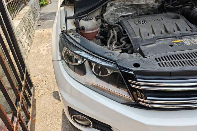 Used Volkswagen Tiguan 2012 2.0 TDI Comfort Edition Exterior 6