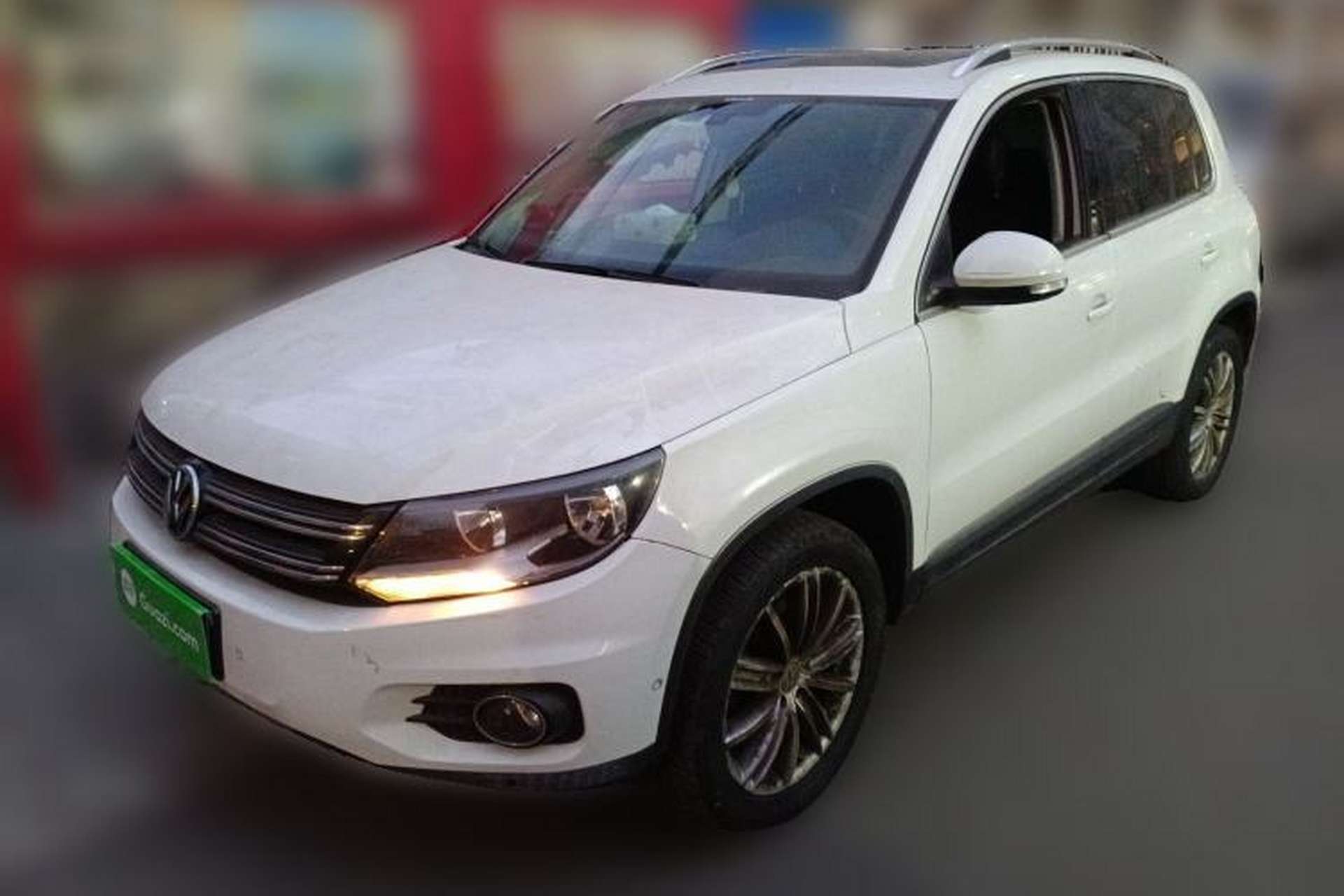 Used Volkswagen Tiguan 2012 2.0 TSI Luxury Edition Front Left 45 Deg