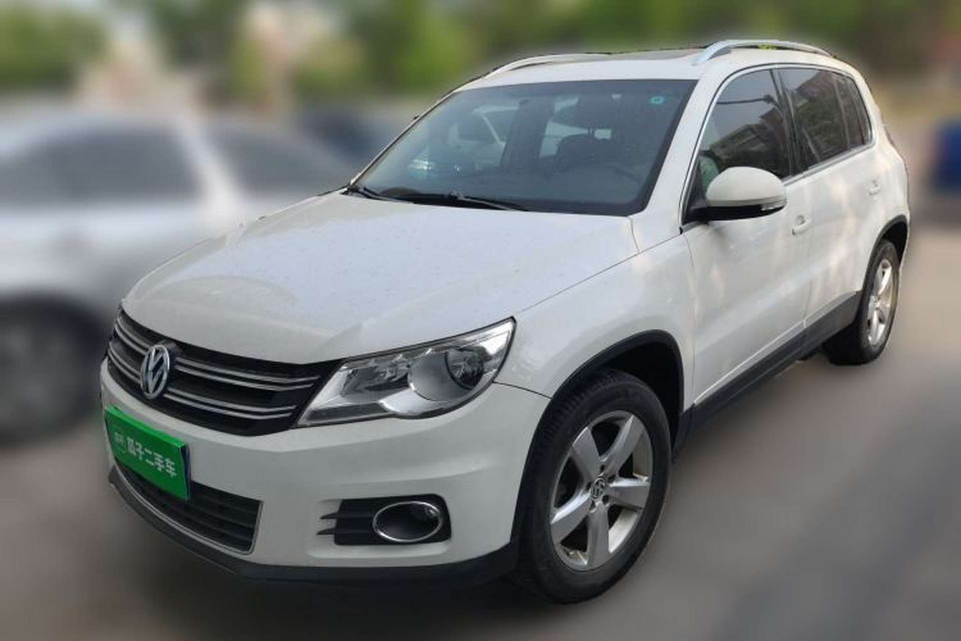 Used Volkswagen Tiguan 2012 2.0 TSI Automatic All-Wheel Drive Elite Edition Front Left 45 Deg