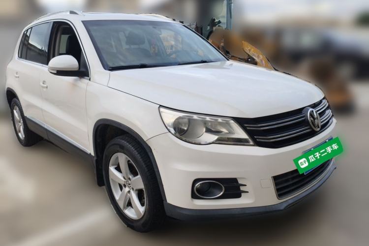 Used Volkswagen Tiguan 2012 2.0 TSI Automatic All-Wheel Drive Elite Edition Front Right 45 Deg
