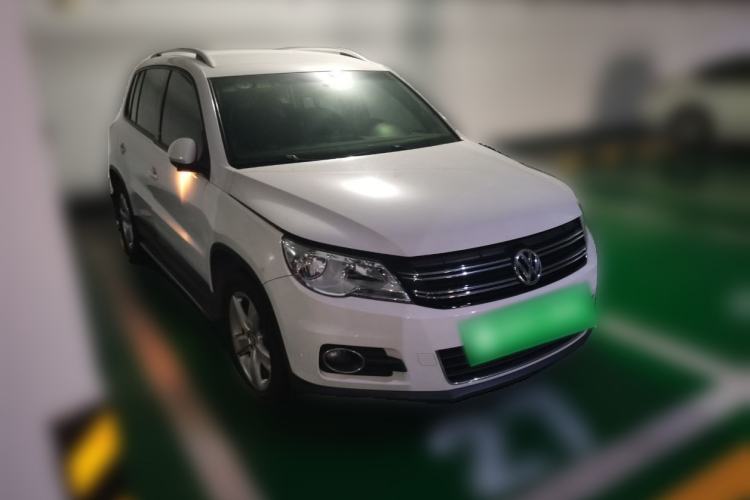 Used Volkswagen Tiguan 2012 1.8TSI Manual Two-Wheel Drive Enjoyment Edition Front Right 45 Deg