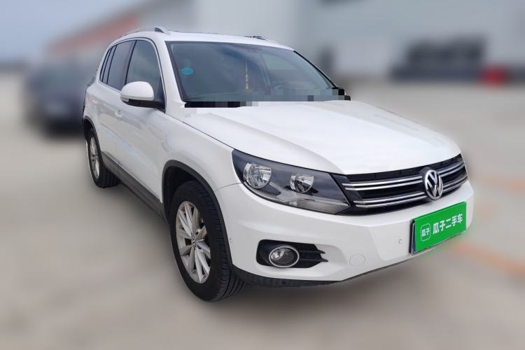 Used Volkswagen Tiguan 2012 2.0 TSI Comfort Edition Front Right 45 Deg