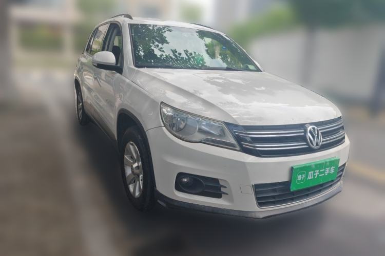 Used Volkswagen Tiguan 2012 1.8TSI Automatic Two-Wheel Drive Trend Edition Front Right 45 Deg