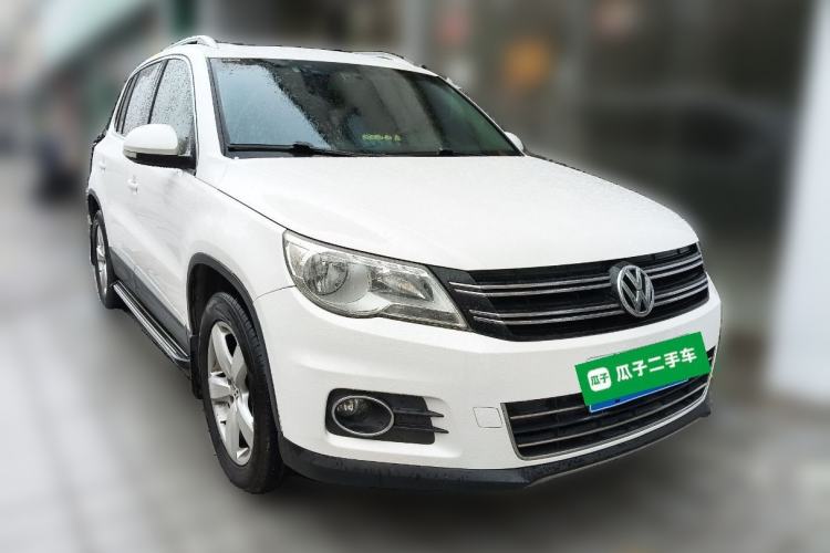 Used Volkswagen Tiguan 2012 2.0 TSI Automatic All-Wheel Drive Elite Edition Front Right 45 Deg