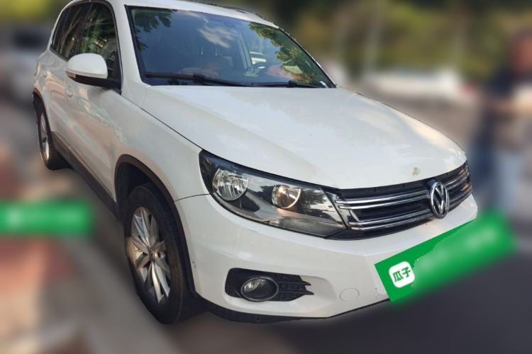 Used Volkswagen Tiguan 2012 2.0 TSI Comfort Edition Front Right 45 Deg