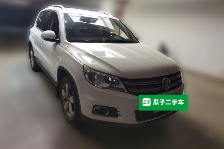 Used Volkswagen Tiguan 2012 1.8TSI Automatic All-Wheel Drive Elite Edition Front Right 45 Deg