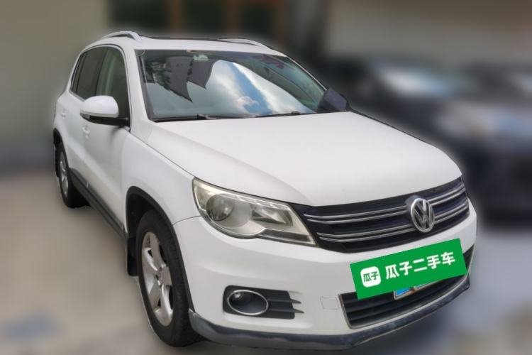Used Volkswagen Tiguan 2012 1.8TSI Automatic All-Wheel Drive Elite Edition Front Right 45 Deg