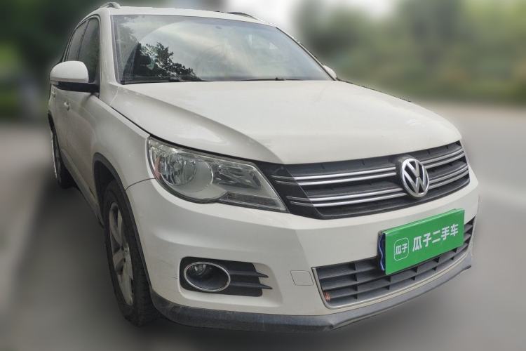 Used Volkswagen Tiguan 2012 1.8TSI Automatic All-Wheel Drive Elite Edition Front Right 45 Deg