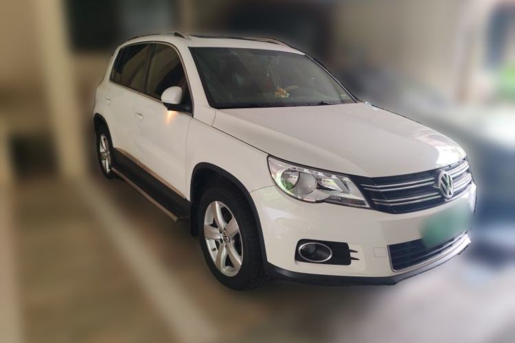 Used Volkswagen Tiguan 2012 2.0 TSI Automatic All-Wheel Drive Elite Edition Front Right 45 Deg