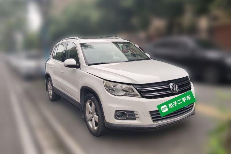 Used Volkswagen Tiguan 2012 1.8TSI Automatic All-Wheel Drive Elite Edition Front Right 45 Deg