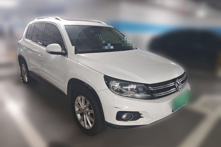 Used Volkswagen Tiguan 2012 2.0 TSI Comfort Edition Front Right 45 Deg