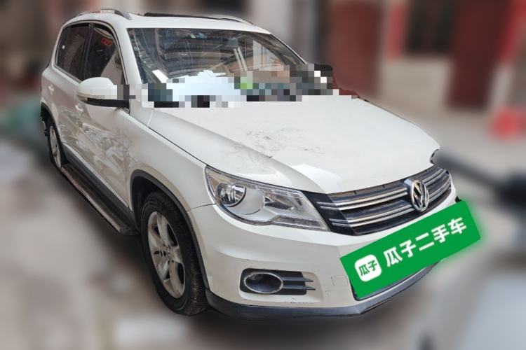 Used Volkswagen Tiguan 2012 1.8TSI Automatic All-Wheel Drive Elite Edition Front Right 45 Deg