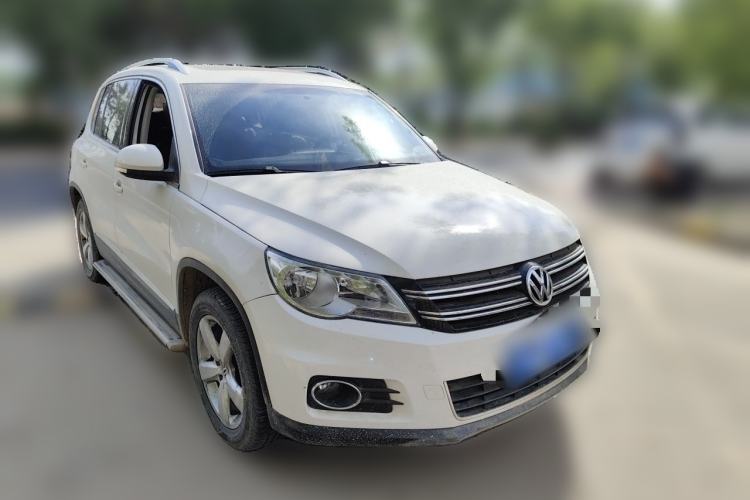 Used Volkswagen Tiguan 2012 1.8TSI Automatic All-Wheel Drive Fashion Edition Front Right 45 Deg