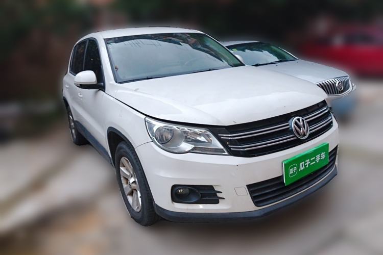 Used Volkswagen Tiguan 2012 1.8TSI Manual Two-Wheel Drive Urban Edition Front Right 45 Deg