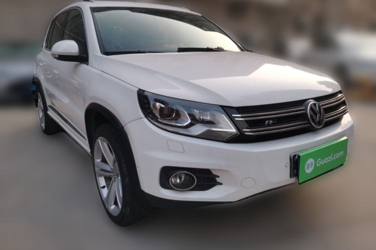 Used Volkswagen Tiguan 2012 2.0 TSI Luxury Edition Front Right 45 Deg