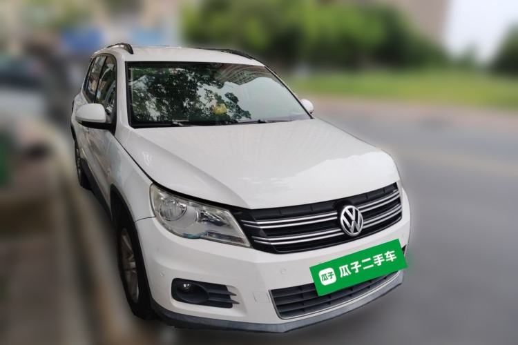 Used Volkswagen Tiguan 2012 1.8TSI Automatic Two-Wheel Drive Trend Edition Front Right 45 Deg