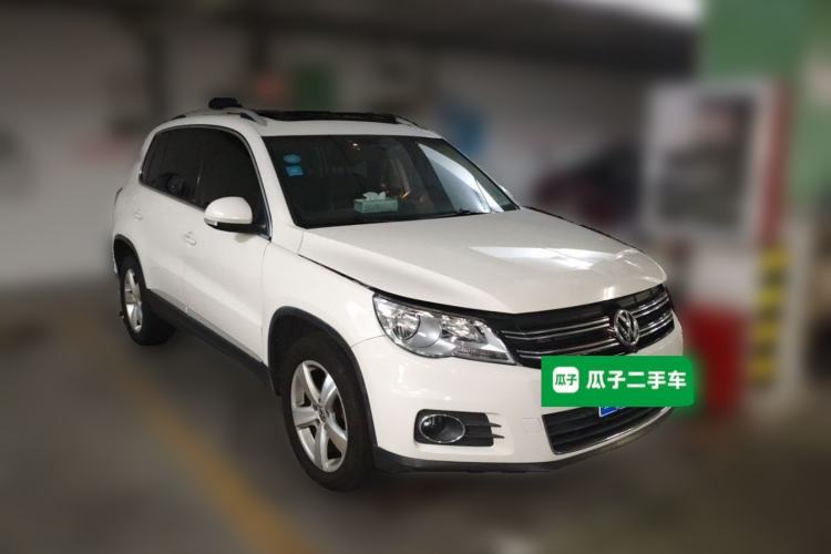Used Volkswagen Tiguan 2012 1.8TSI Automatic Two-Wheel Drive Zhaoshi Edition Front Right 45 Deg