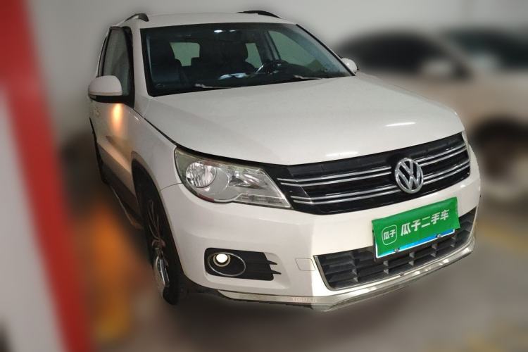 Used Volkswagen Tiguan 2012 1.8TSI Automatic Two-Wheel Drive Trend Edition Front Right 45 Deg