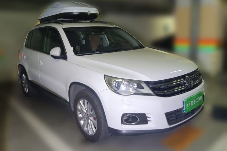Used Volkswagen Tiguan 2012 2.0 TSI Automatic All-Wheel Drive Flagship Edition Front Right 45 Deg