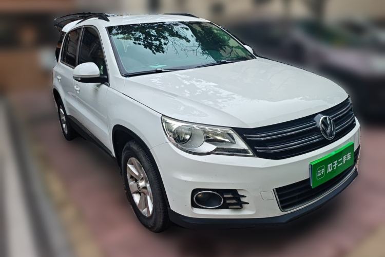 Used Volkswagen Tiguan 2012 1.8TSI Automatic All-Wheel Drive Fashion Edition Front Right 45 Deg