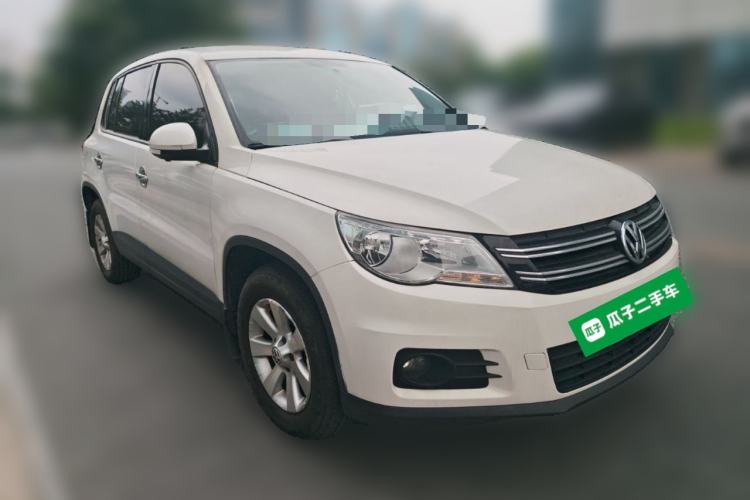 Used Volkswagen Tiguan 2012 1.8TSI Manual Two-Wheel Drive Urban Edition Front Right 45 Deg