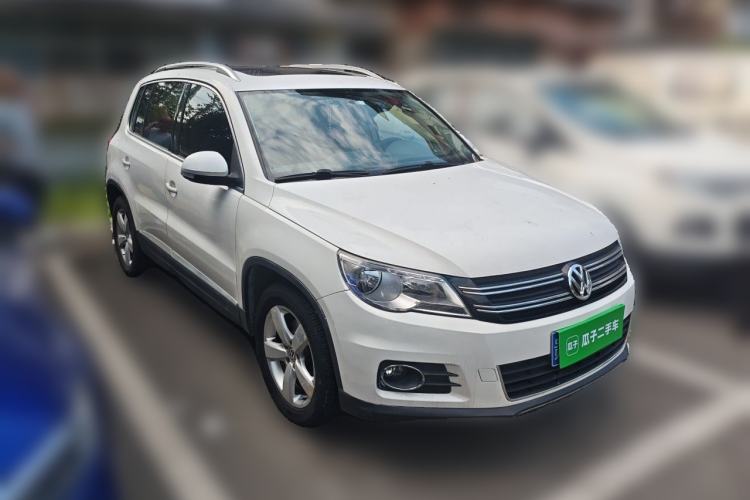 Used Volkswagen Tiguan 2012 1.8TSI Automatic All-Wheel Drive Elite Edition Front Right 45 Deg