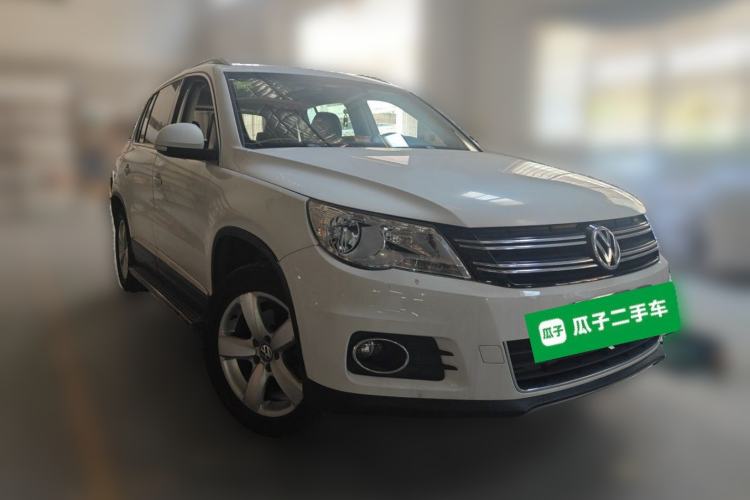 Used Volkswagen Tiguan 2012 2.0 TSI Automatic All-Wheel Drive Elite Edition Front Right 45 Deg