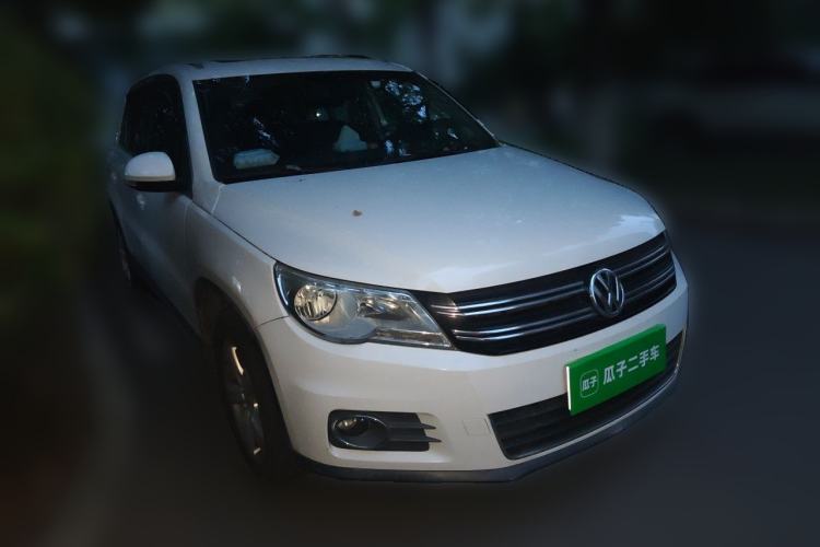 Used Volkswagen Tiguan 2012 1.8TSI Automatic All-Wheel Drive Elite Edition Front Right 45 Deg