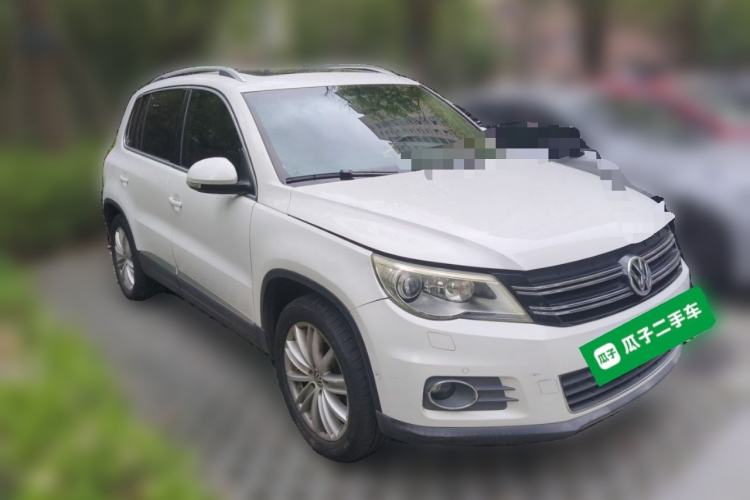 Used Volkswagen Tiguan 2012 2.0 TSI Automatic All-Wheel Drive Flagship Edition Front Right 45 Deg
