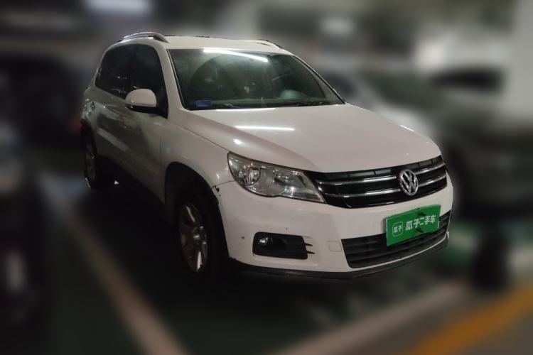 Used Volkswagen Tiguan 2012 1.8TSI Automatic Two-Wheel Drive Urban Edition Front Right 45 Deg