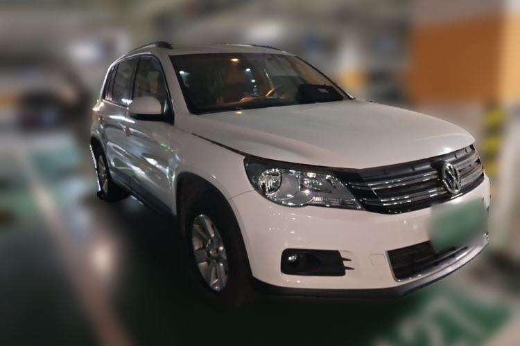 Used Volkswagen Tiguan 2012 1.8TSI Automatic All-Wheel Drive Fashion Edition Front Right 45 Deg