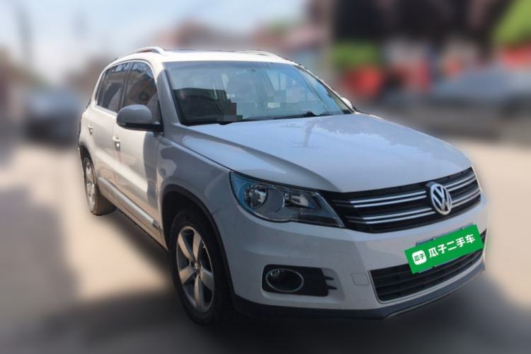 Used Volkswagen Tiguan 2012 1.8TSI Automatic All-Wheel Drive Elite Edition Front Right 45 Deg