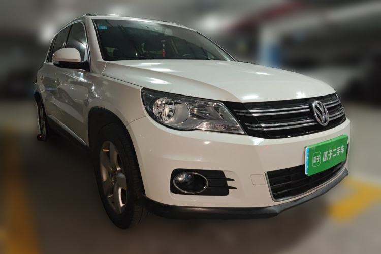 Used Volkswagen Tiguan 2012 1.8TSI Automatic All-Wheel Drive Elite Edition Front Right 45 Deg