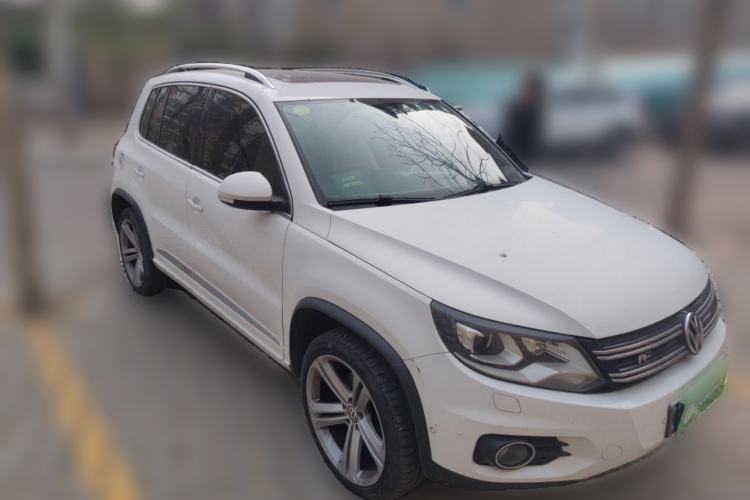 Used Volkswagen Tiguan 2012 2.0 TSI Luxury Edition Front Right 45 Deg