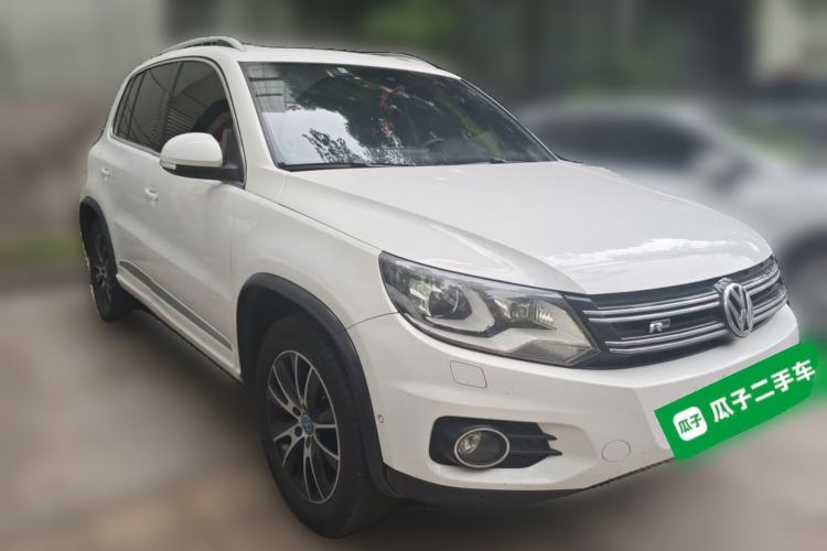 Used Volkswagen Tiguan 2012 2.0 TSI Luxury Edition Front Right 45 Deg