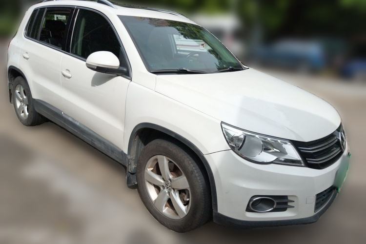 Used Volkswagen Tiguan 2012 1.8TSI Automatic Two-Wheel Drive Elite Edition Front Right 45 Deg