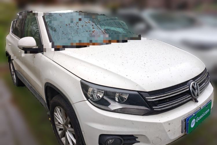 Used Volkswagen Tiguan 2012 2.0 TSI Comfort Edition Front Right 45 Deg
