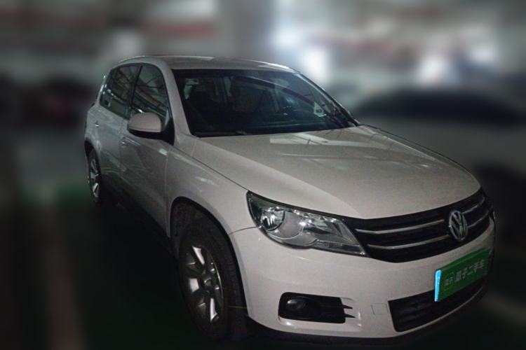 Used Volkswagen Tiguan 2012 1.8TSI Manual Two-Wheel Drive Urban Edition Front Right 45 Deg