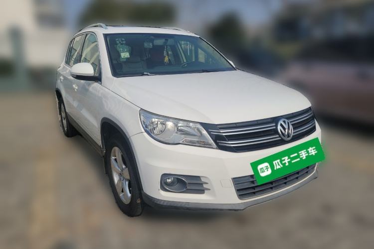 Used Volkswagen Tiguan 2012 2.0 TSI Automatic All-Wheel Drive Elite Edition Front Right 45 Deg