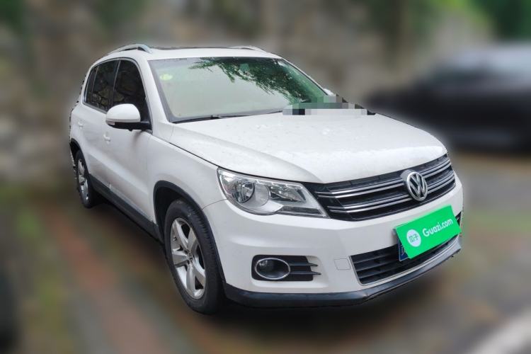 Used Volkswagen Tiguan 2012 1.8TSI Automatic All-Wheel Drive Elite Edition Front Right 45 Deg