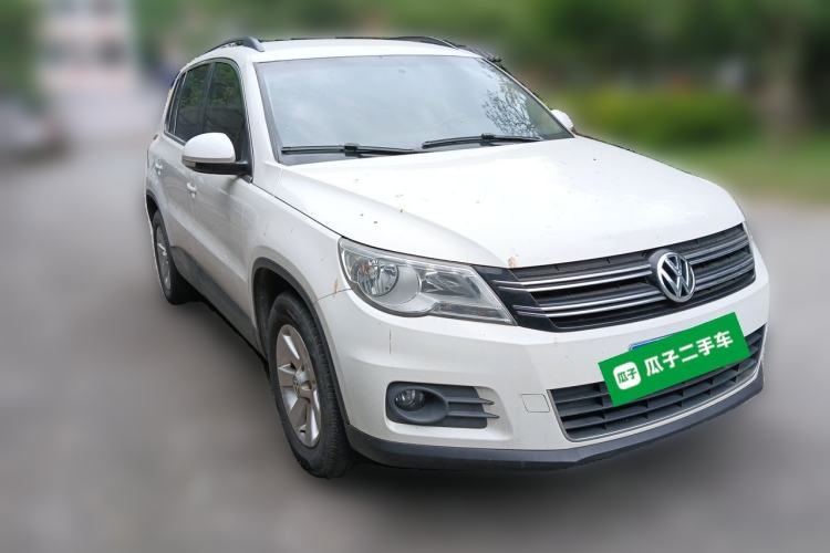 Used Volkswagen Tiguan 2012 1.8TSI Automatic All-Wheel Drive Fashion Edition Front Right 45 Deg